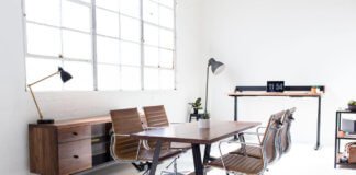 Essential Tips for Choosing Better Office Furniture